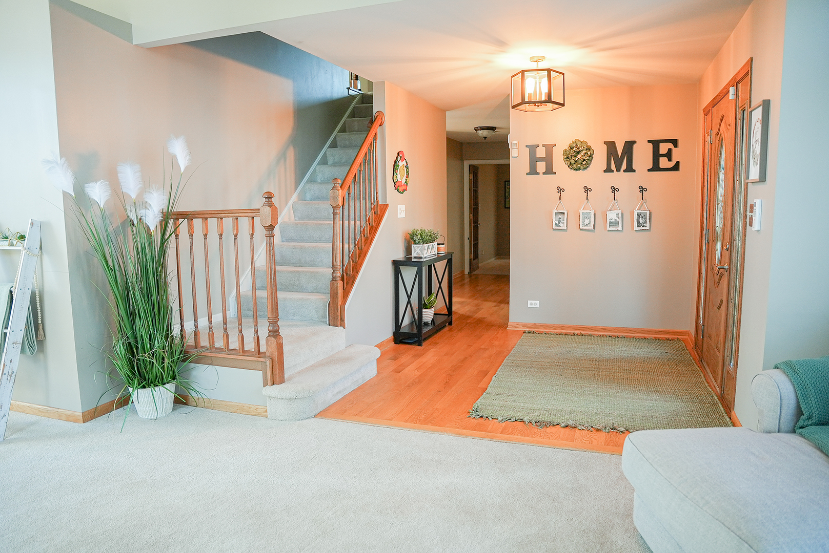 33 Foxglove Court, Streamwood, IL 60107