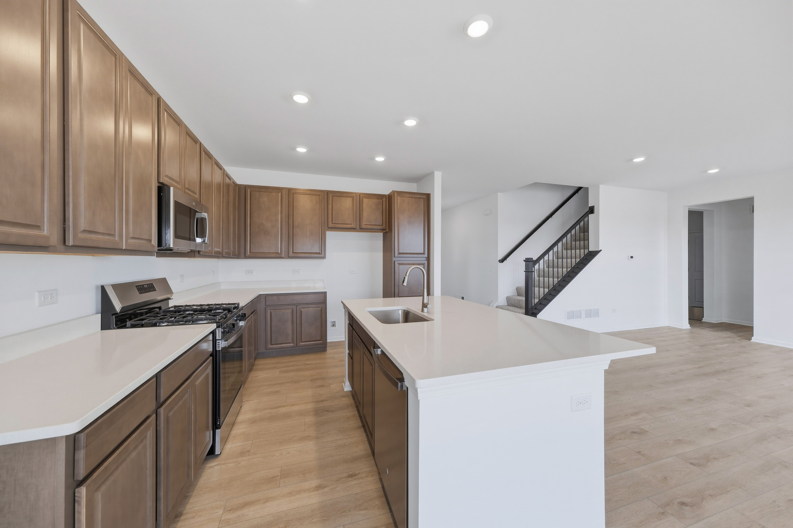 1101 Waterford Street, Algonquin, IL 60102