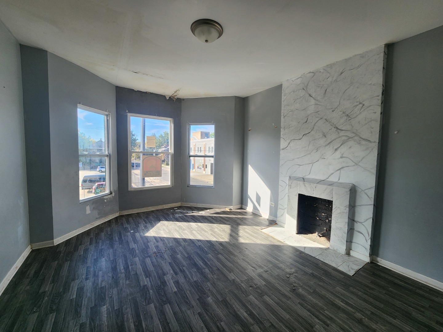 10901 S Michigan Avenue, Chicago, IL 60628