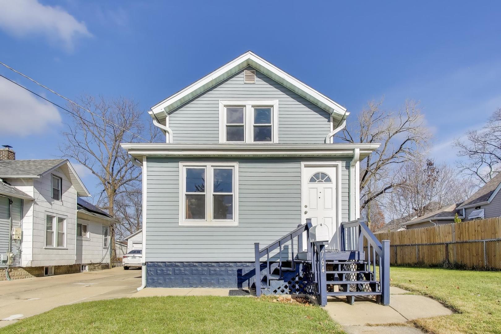 764 2nd Avenue, Aurora, IL 60505