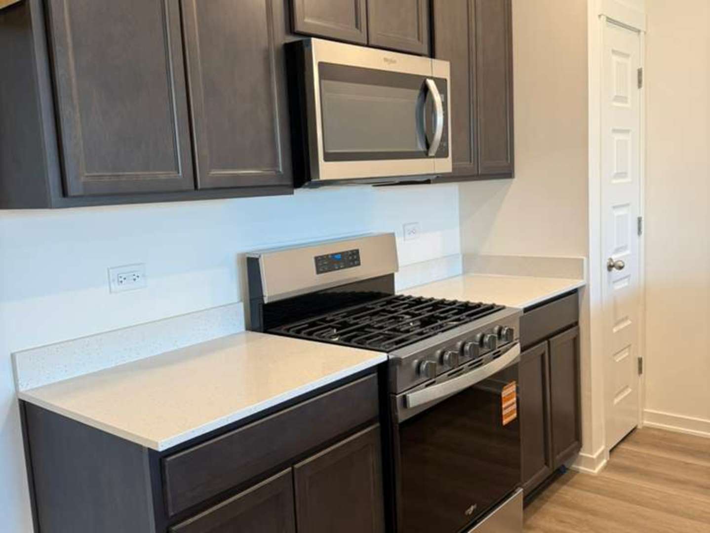 2251 Riesling Road, Oswego, IL 60543