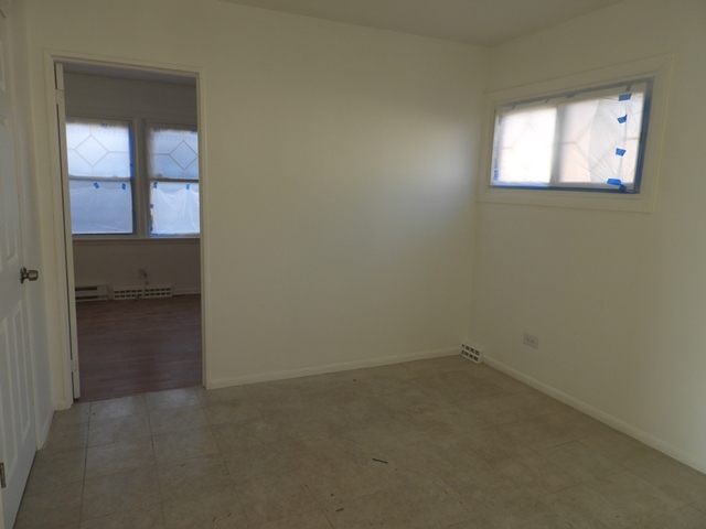 1126 N Ash Street, Waukegan, IL 60085