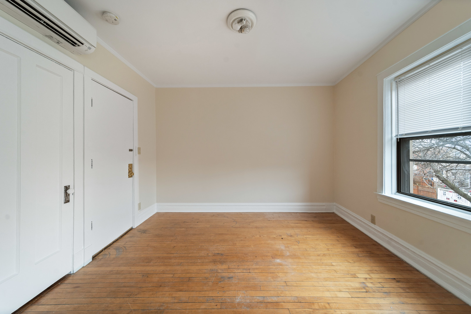 7101-7109 N Clark Street, Chicago, IL 60626