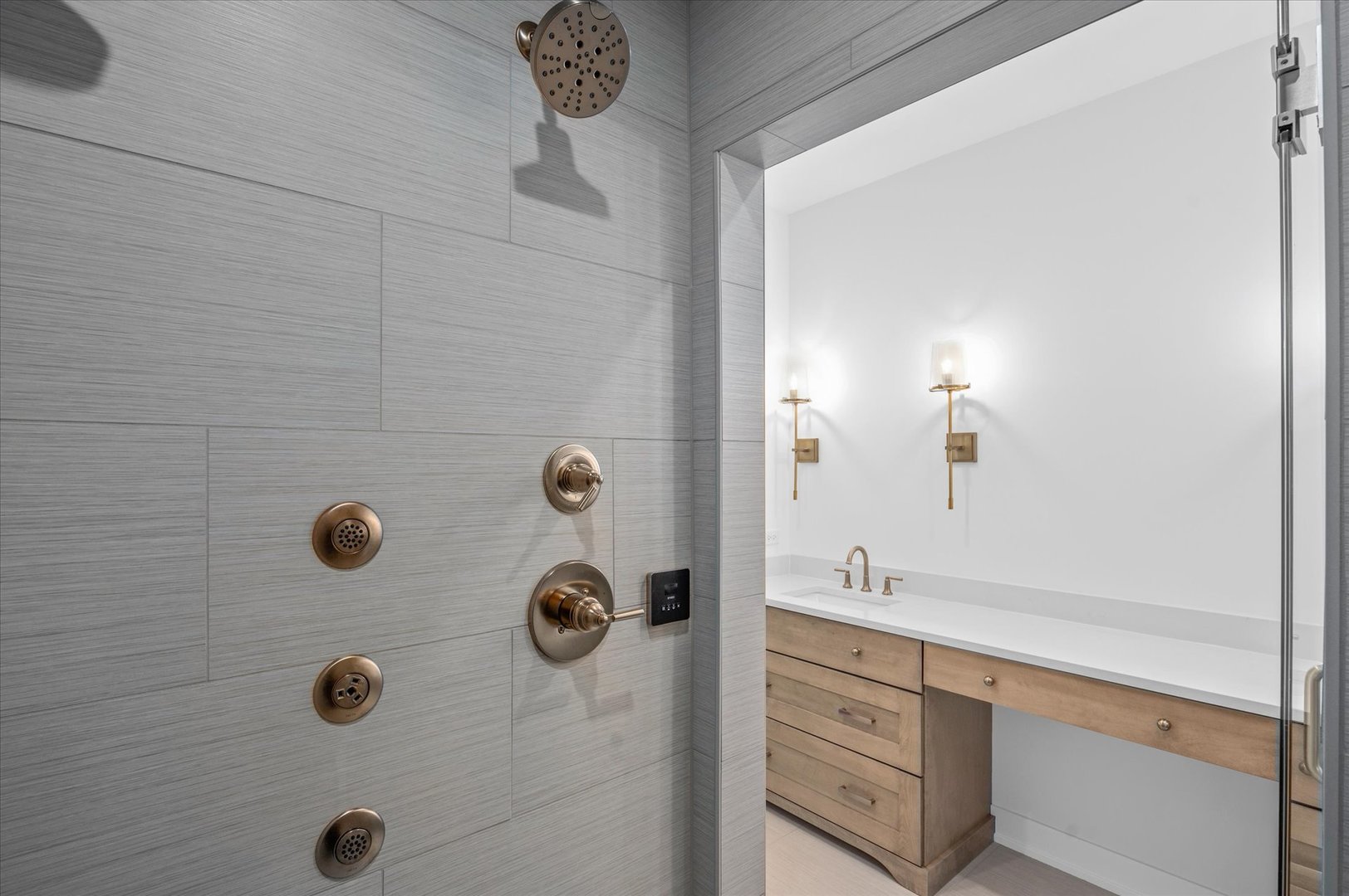 875 Claridge Drive, Oswego, IL 60543