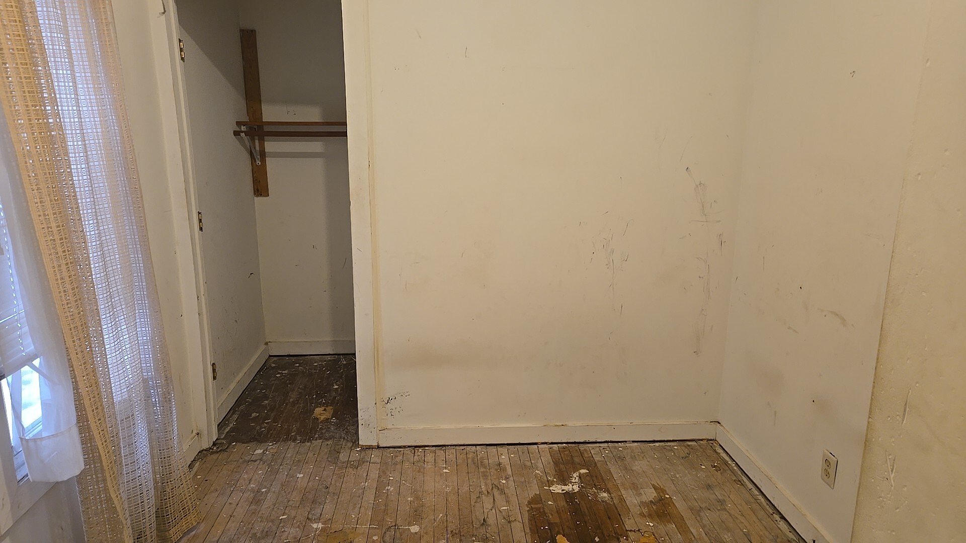 11236 S Stewart Avenue, Chicago, IL 60628