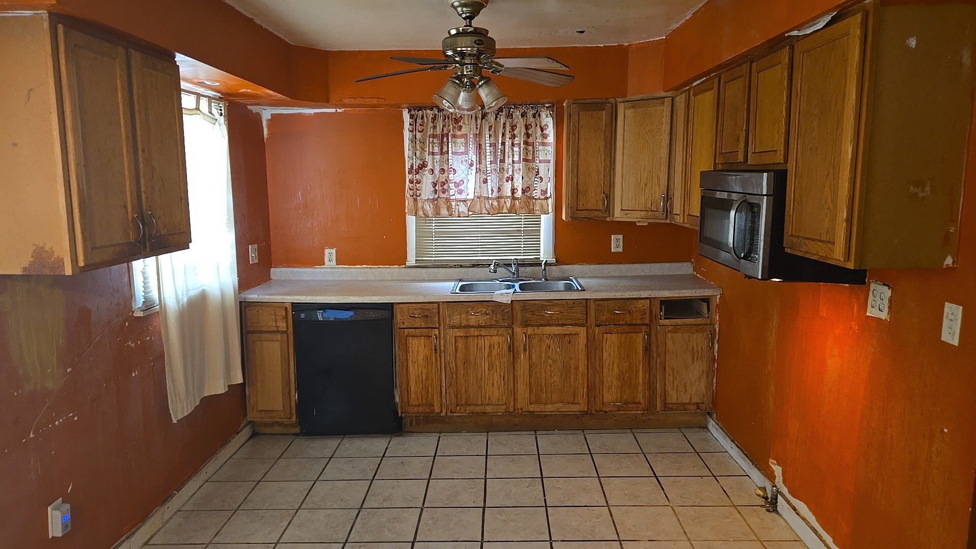 11236 S Stewart Avenue, Chicago, IL 60628