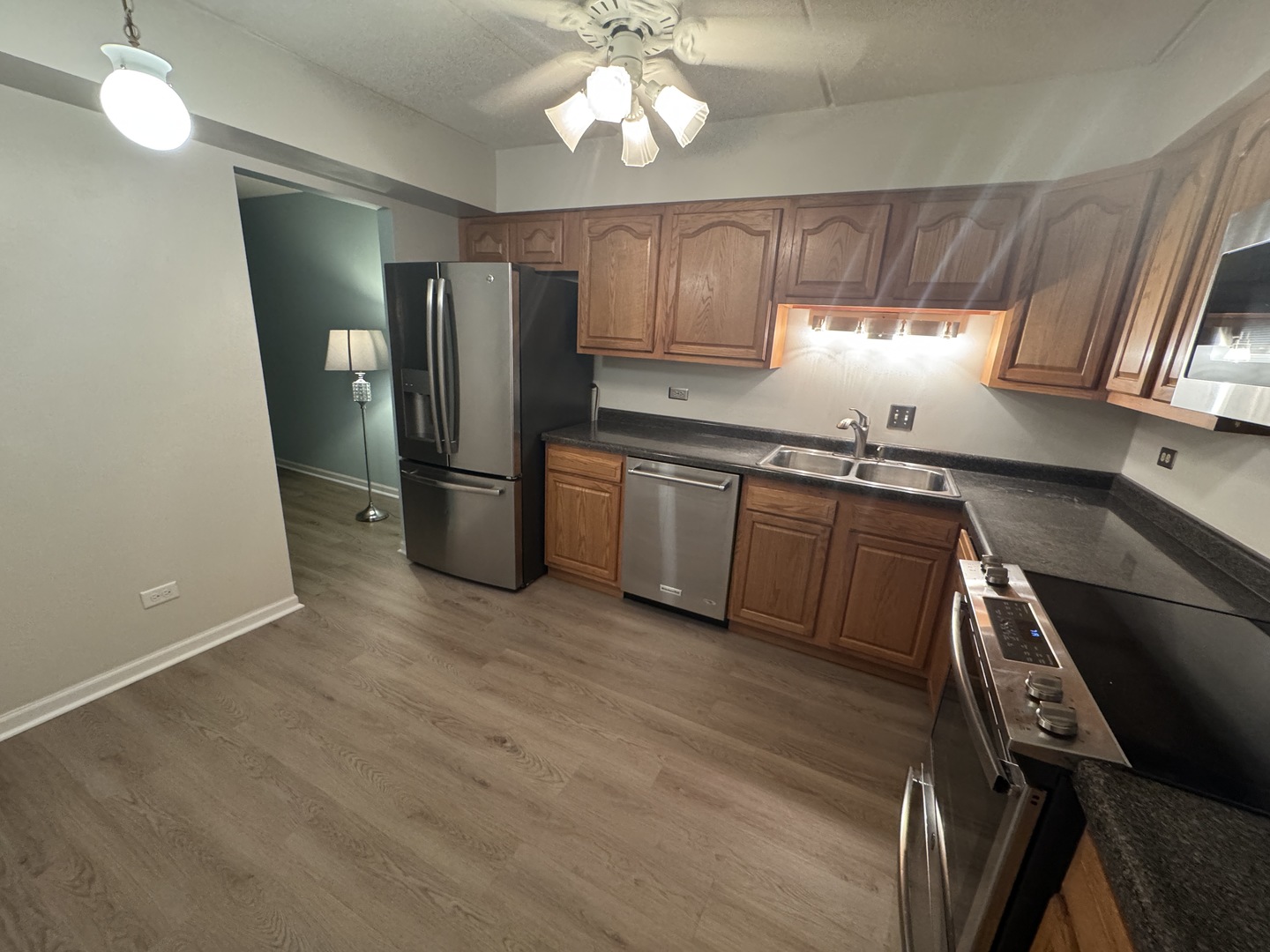 11101 O Gorman Drive #21A, Palos Hills, IL 60465