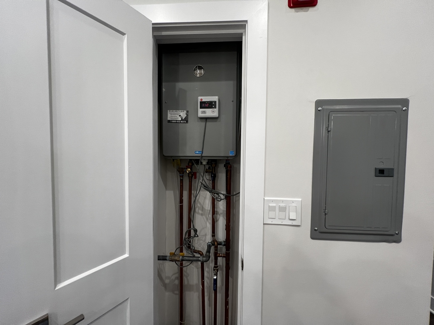 4819 Main Street #204, Skokie, IL 60077