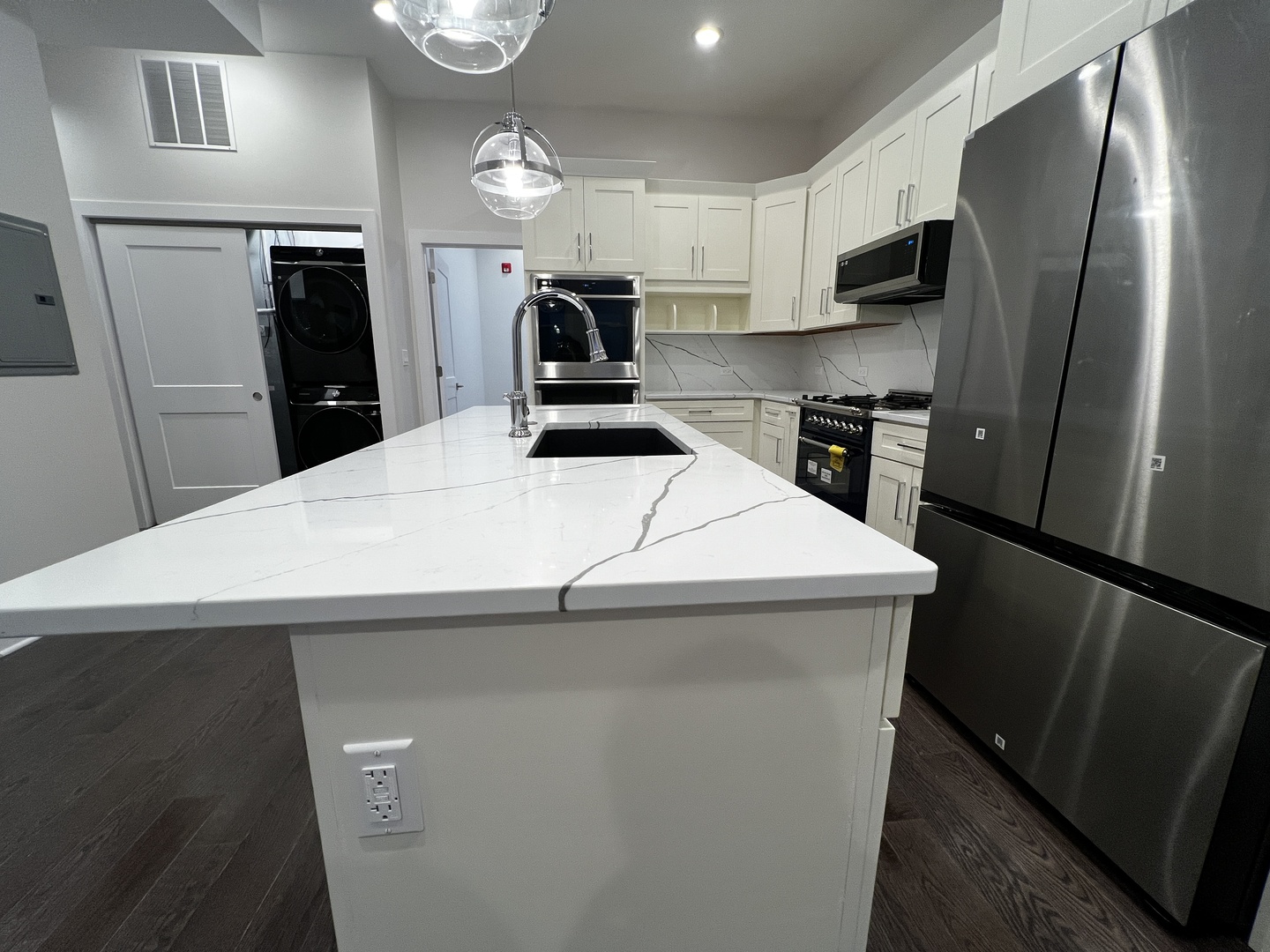 4819 Main Street #204, Skokie, IL 60077