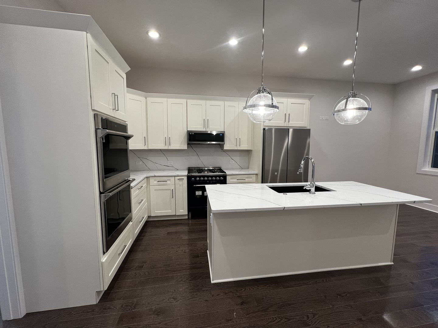 4819 Main Street #204, Skokie, IL 60077