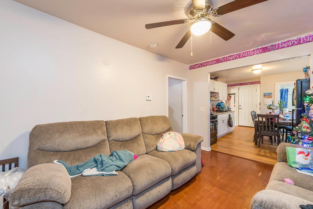 920 Adams Street, Waukegan, IL 60085