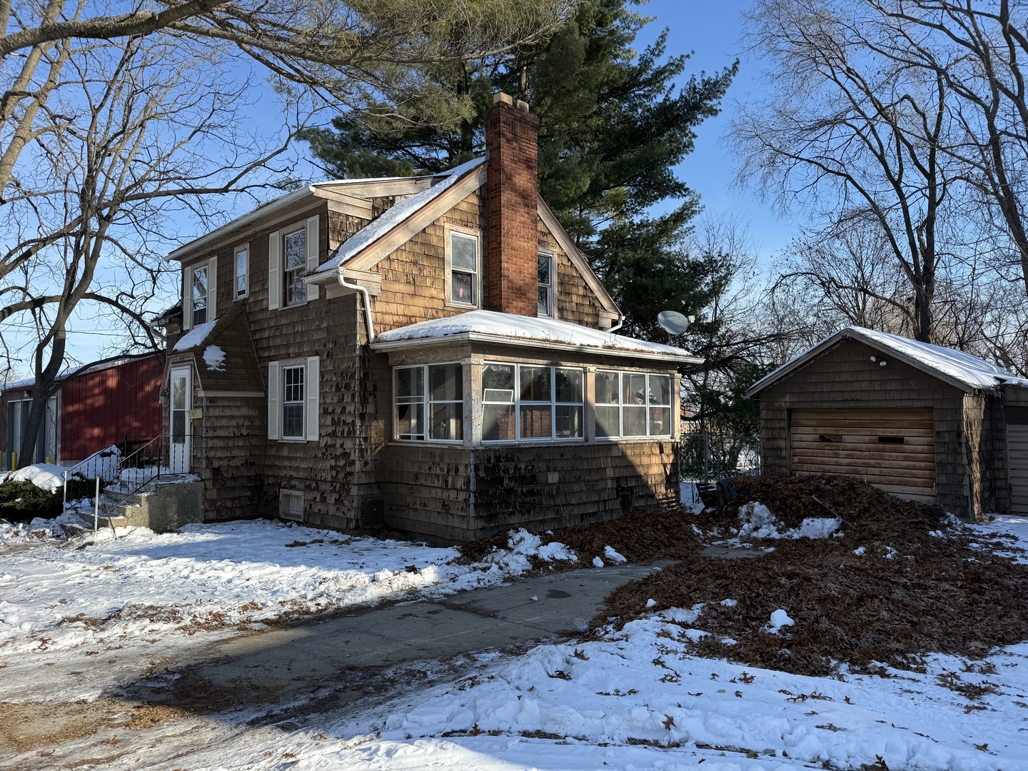 114 Ashley Avenue, Rockford, IL 61102