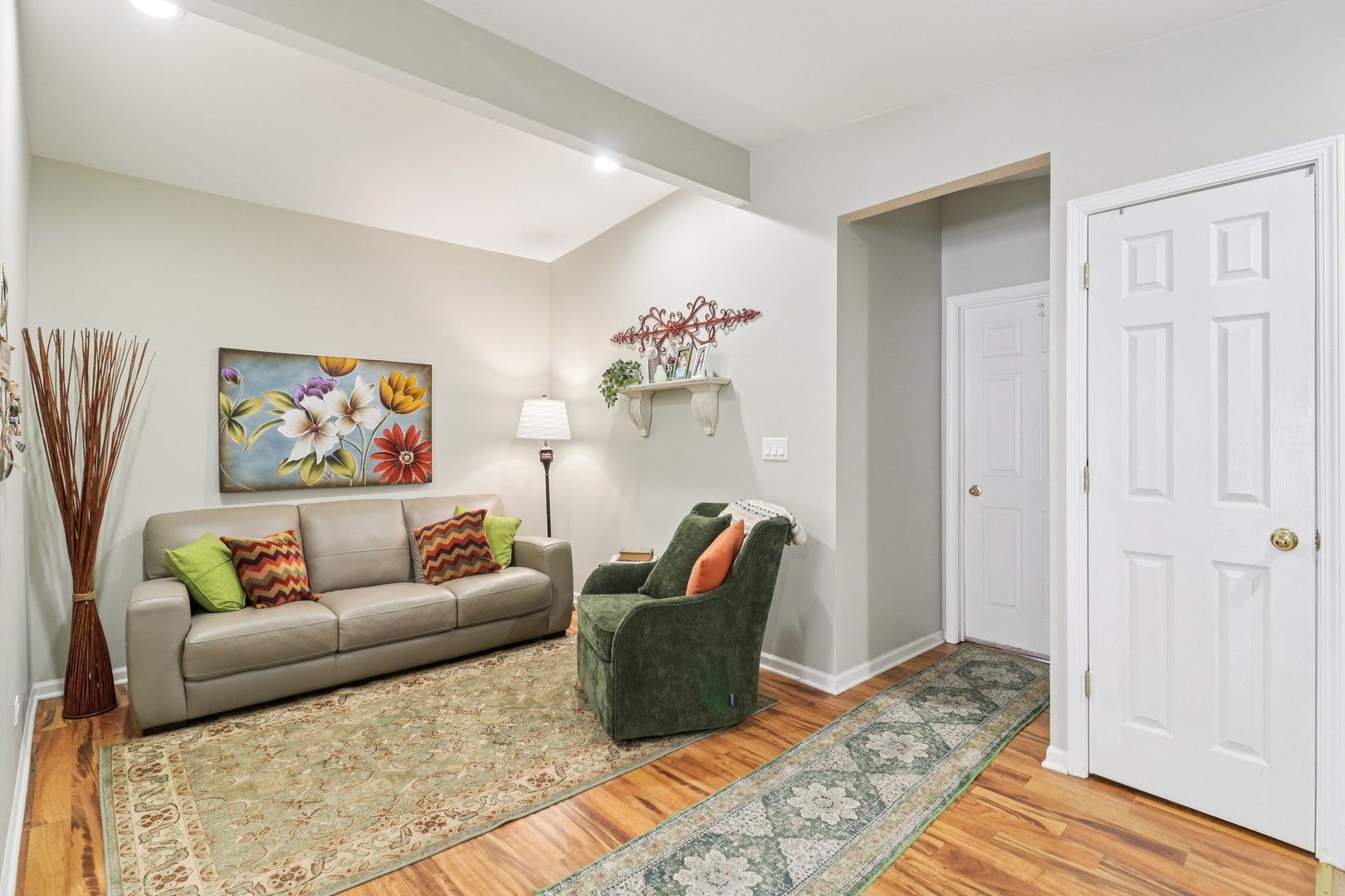 11 Highview Avenue, Fox Lake, IL 60020