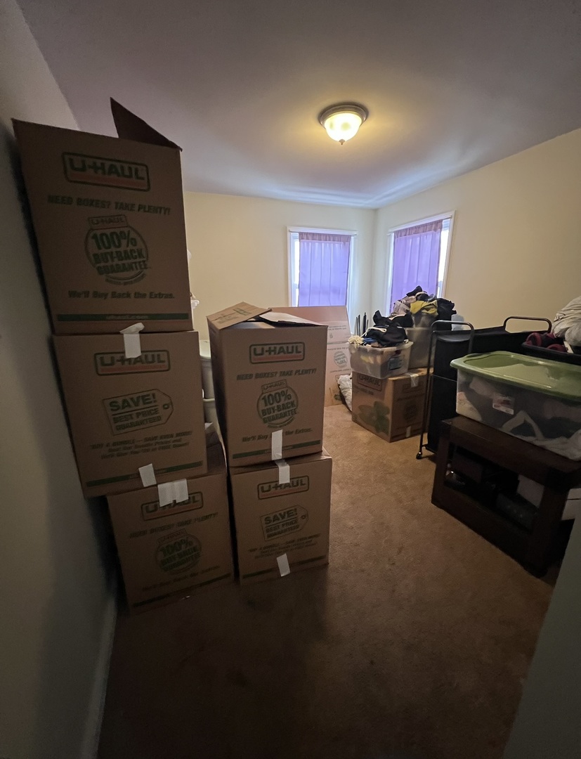 937 E 84th Place, Chicago, IL 60619