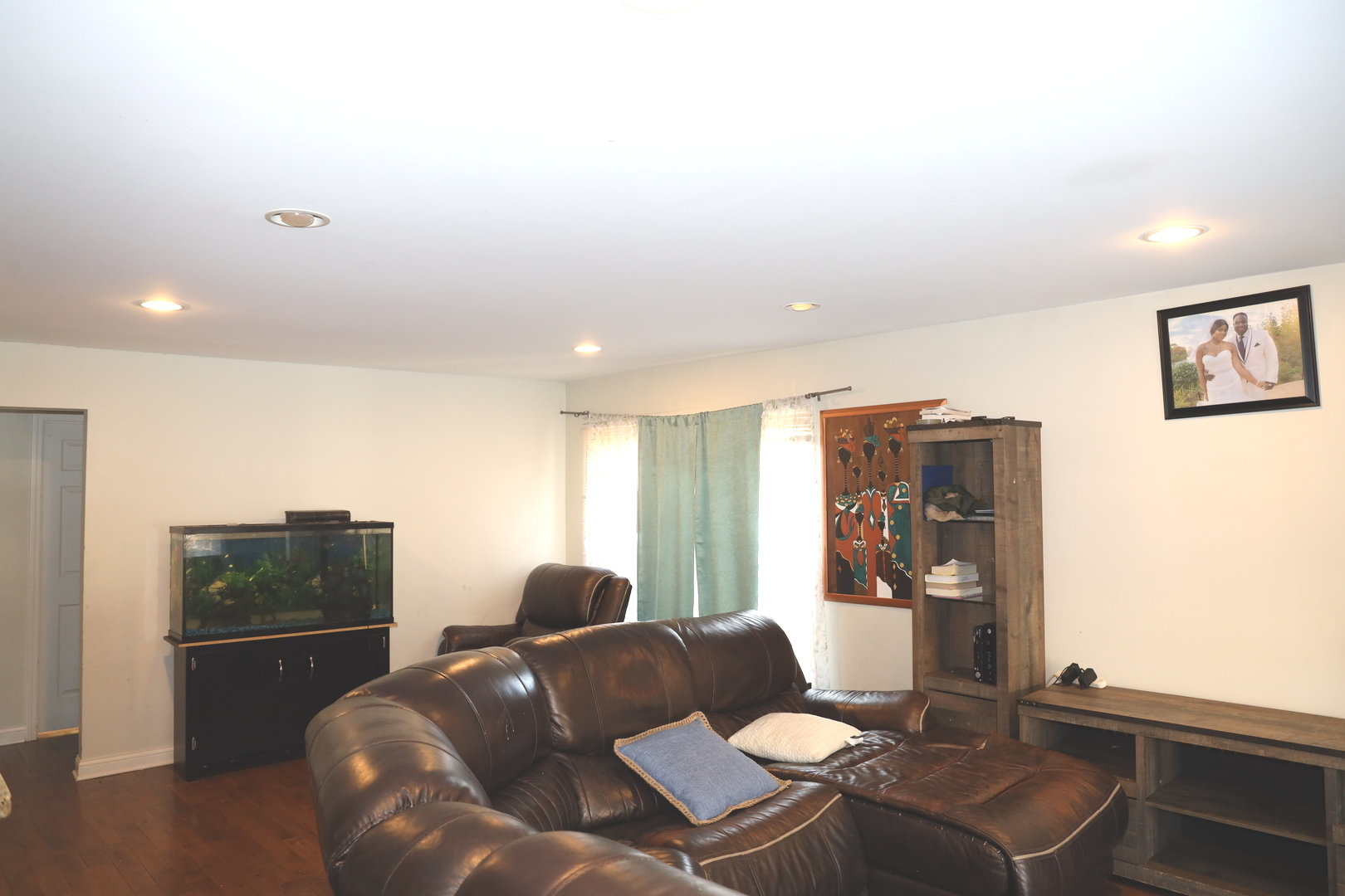 937 E 84th Place, Chicago, IL 60619