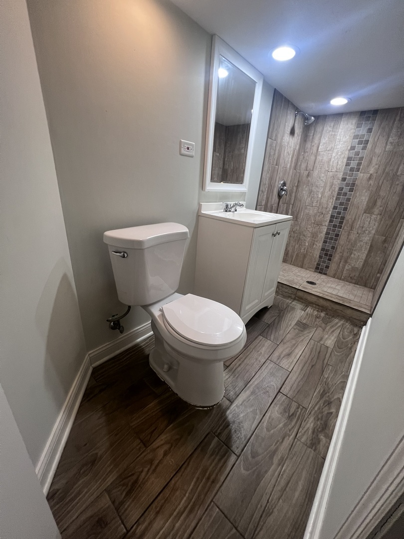 937 E 84th Place, Chicago, IL 60619