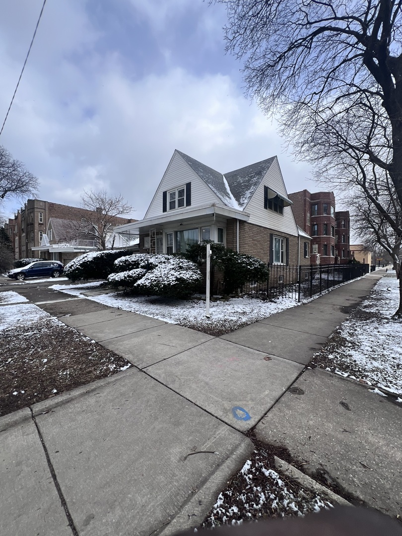 937 E 84th Place, Chicago, IL 60619