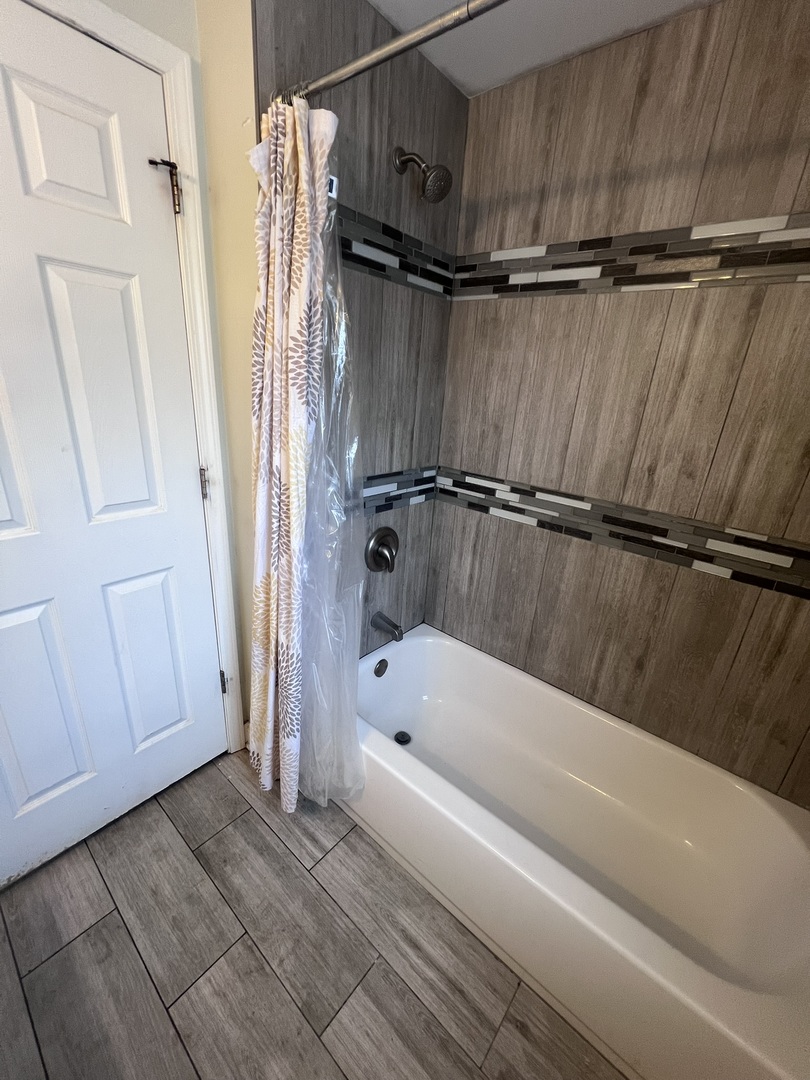 937 E 84th Place, Chicago, IL 60619