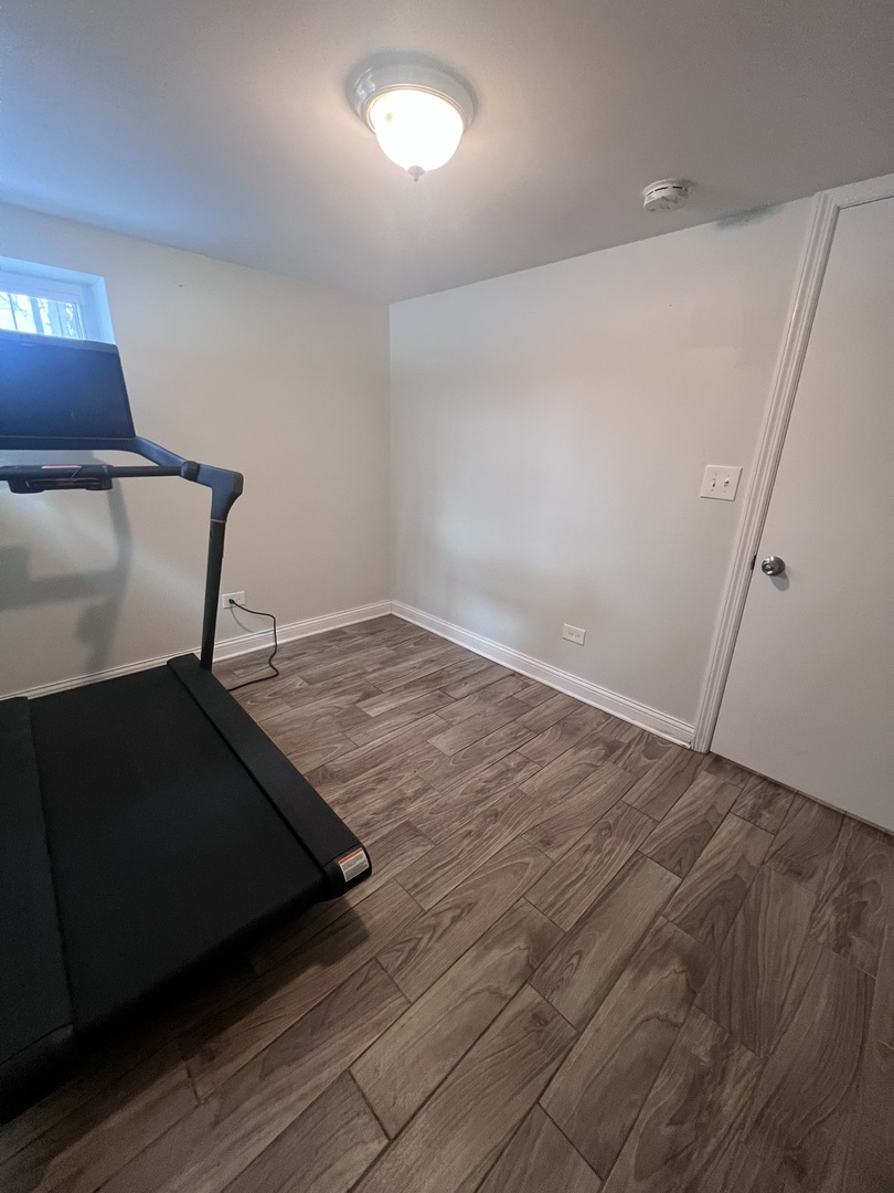 937 E 84th Place, Chicago, IL 60619