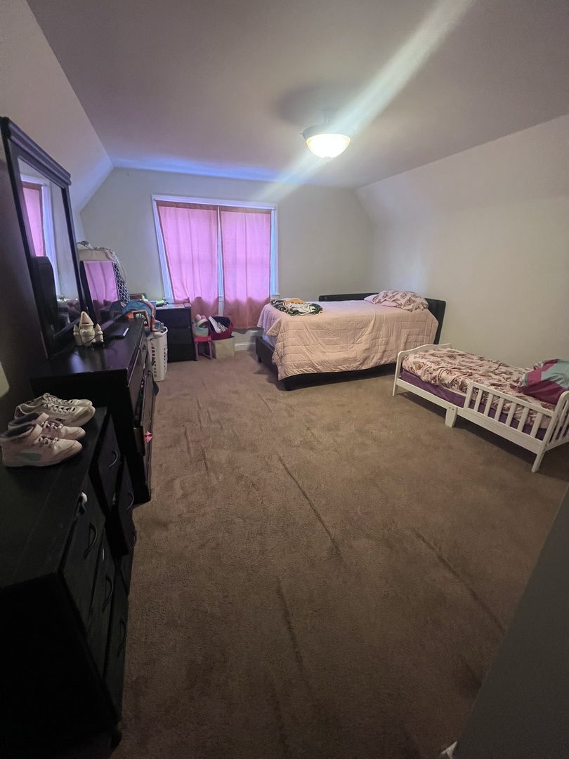 937 E 84th Place, Chicago, IL 60619