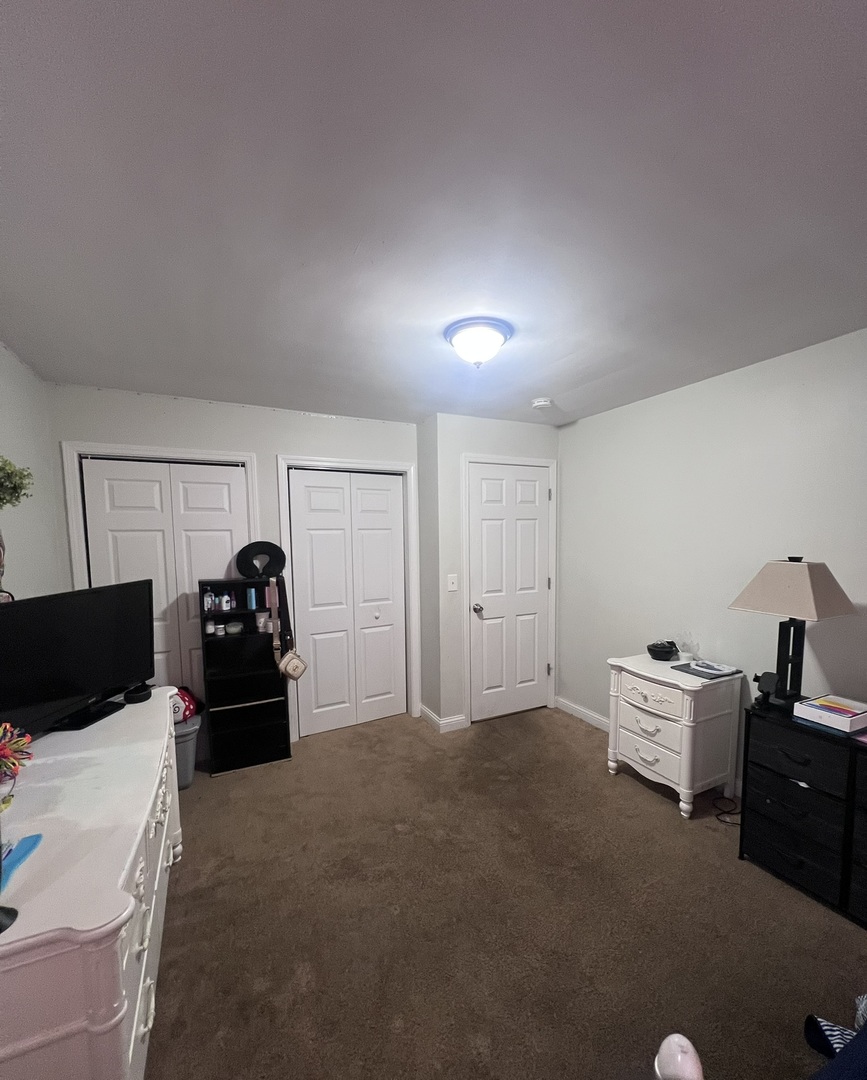 937 E 84th Place, Chicago, IL 60619