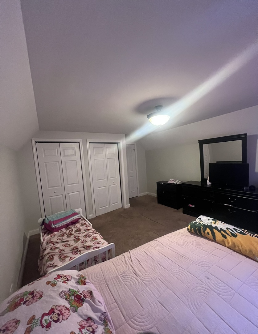 937 E 84th Place, Chicago, IL 60619