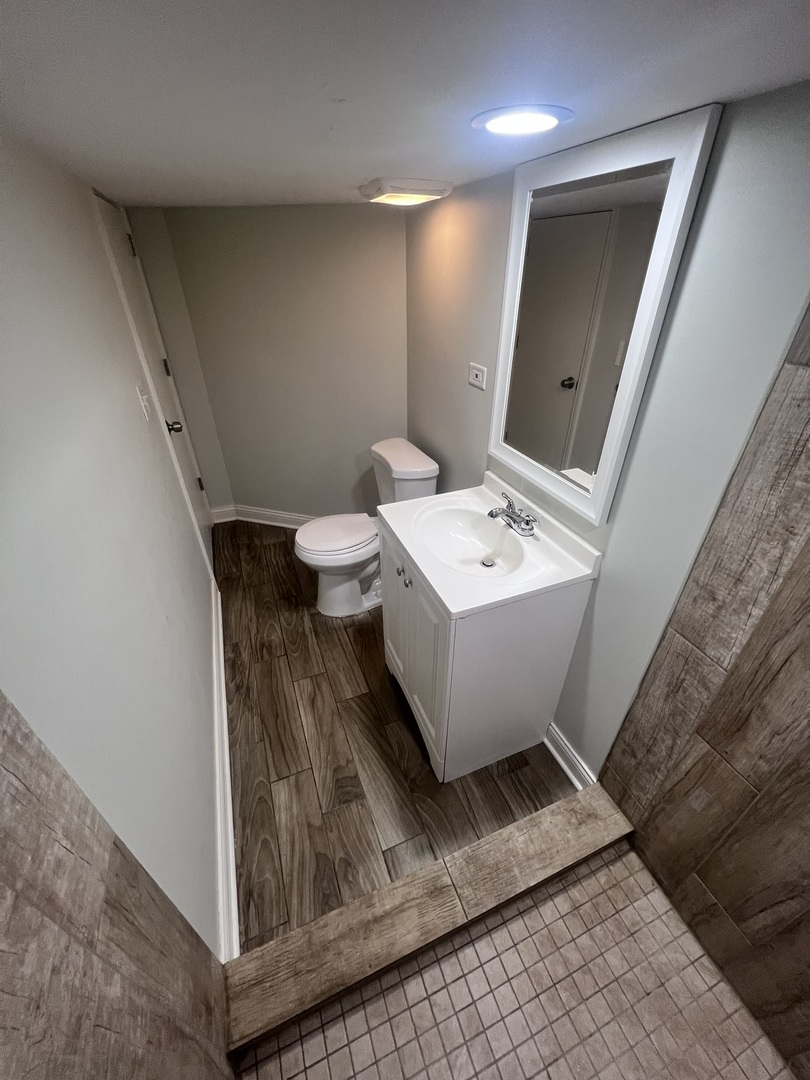 937 E 84th Place, Chicago, IL 60619