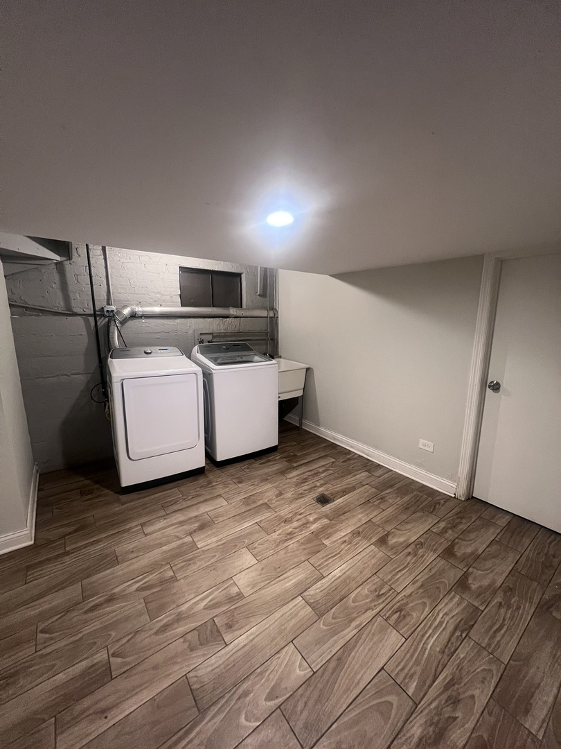 937 E 84th Place, Chicago, IL 60619