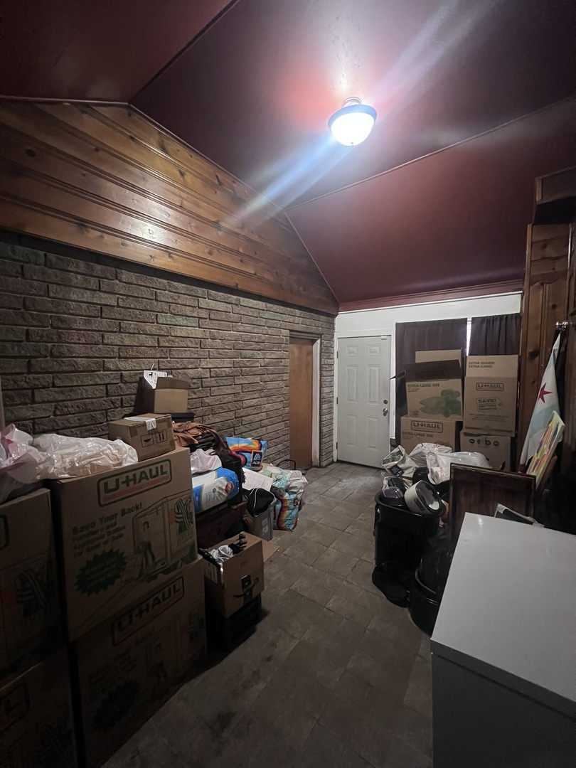 937 E 84th Place, Chicago, IL 60619