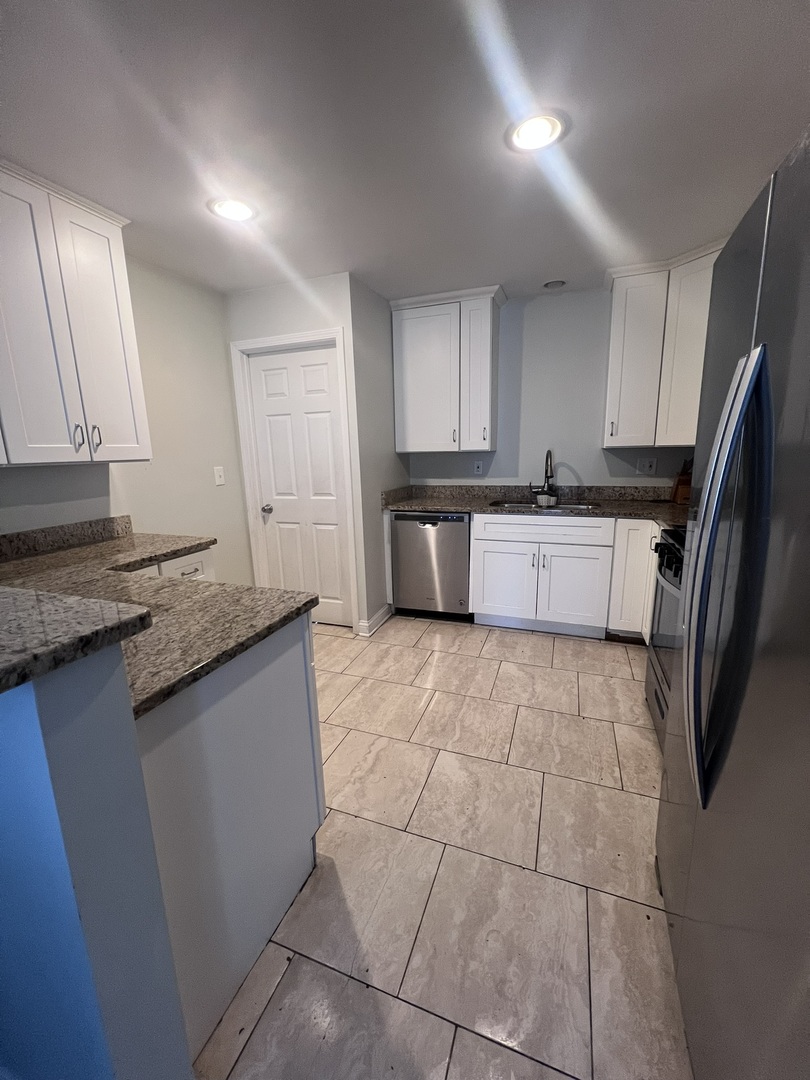 937 E 84th Place, Chicago, IL 60619