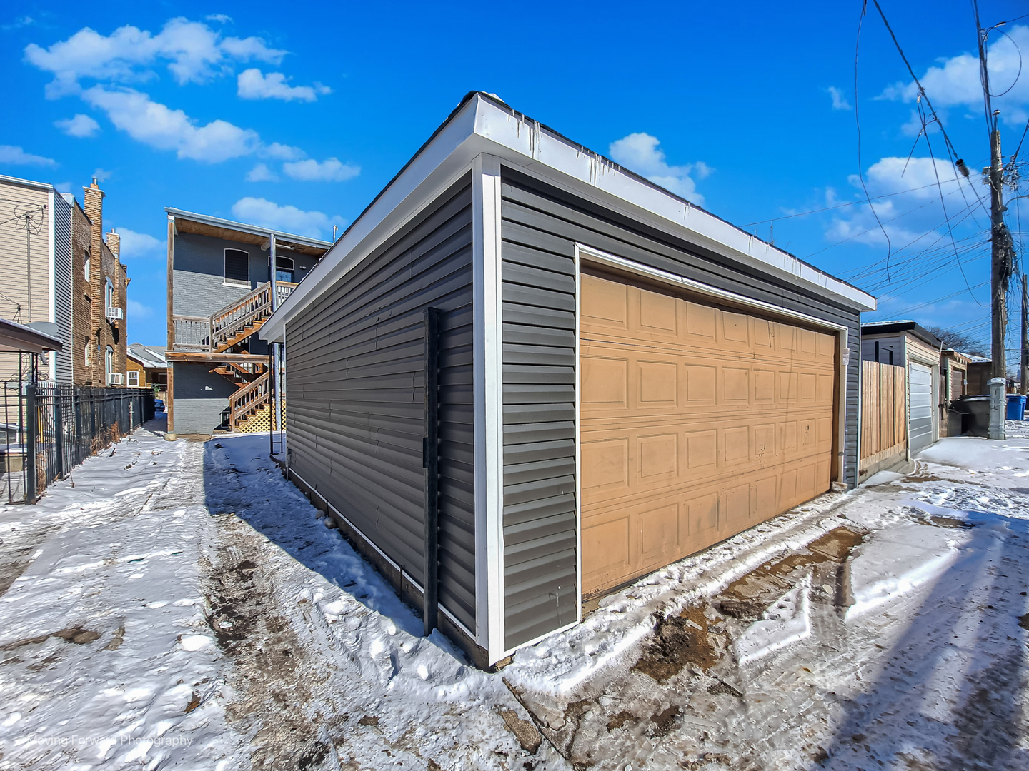 4941 W Iowa Street, Chicago, IL 60651