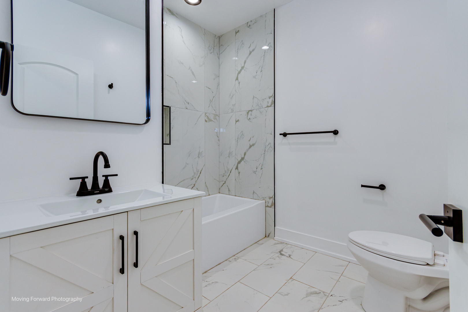 4941 W Iowa Street, Chicago, IL 60651