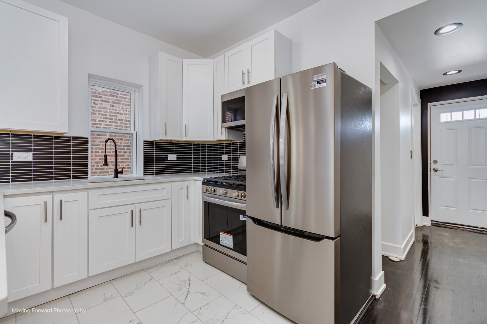 4941 W Iowa Street, Chicago, IL 60651