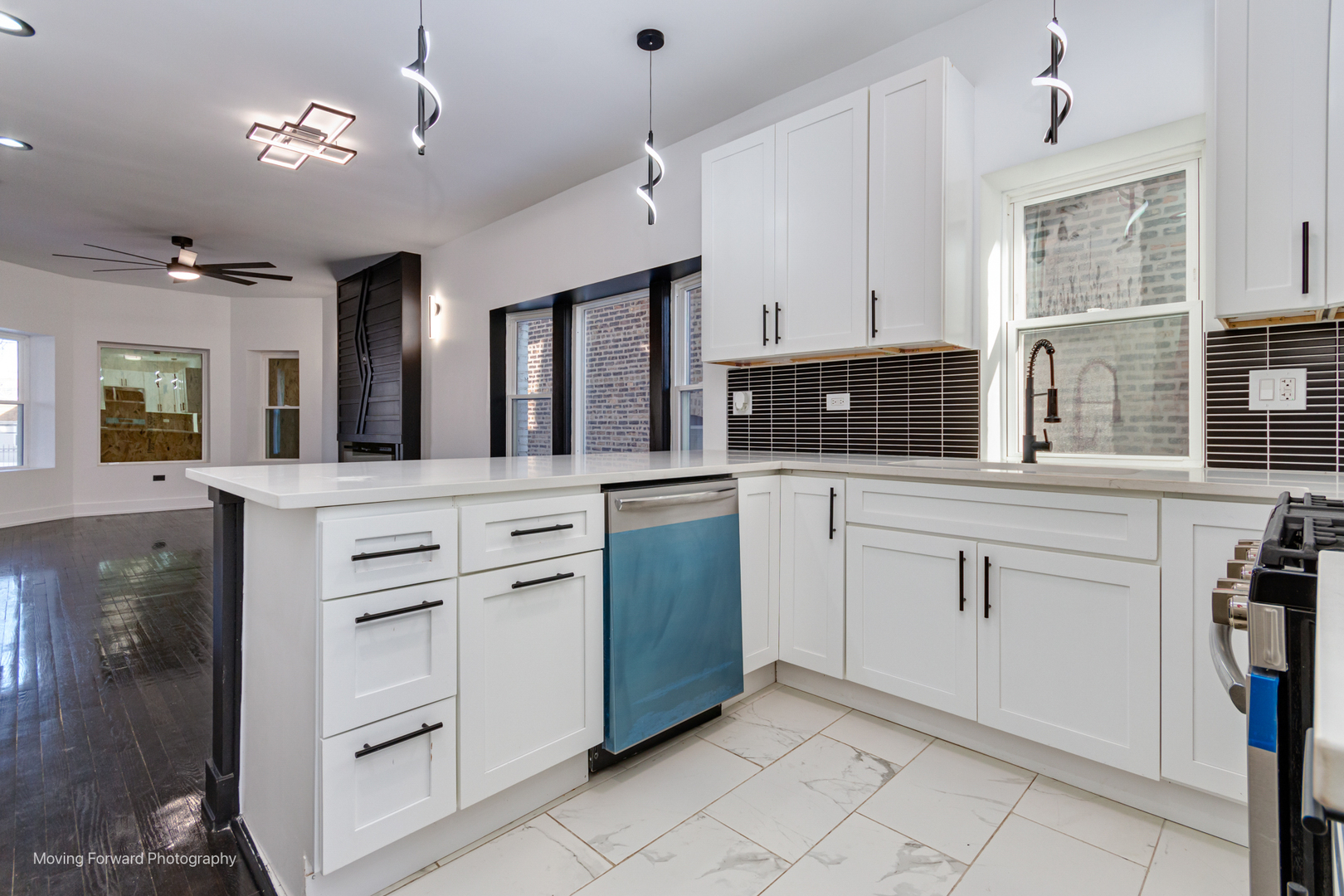 4941 W Iowa Street, Chicago, IL 60651