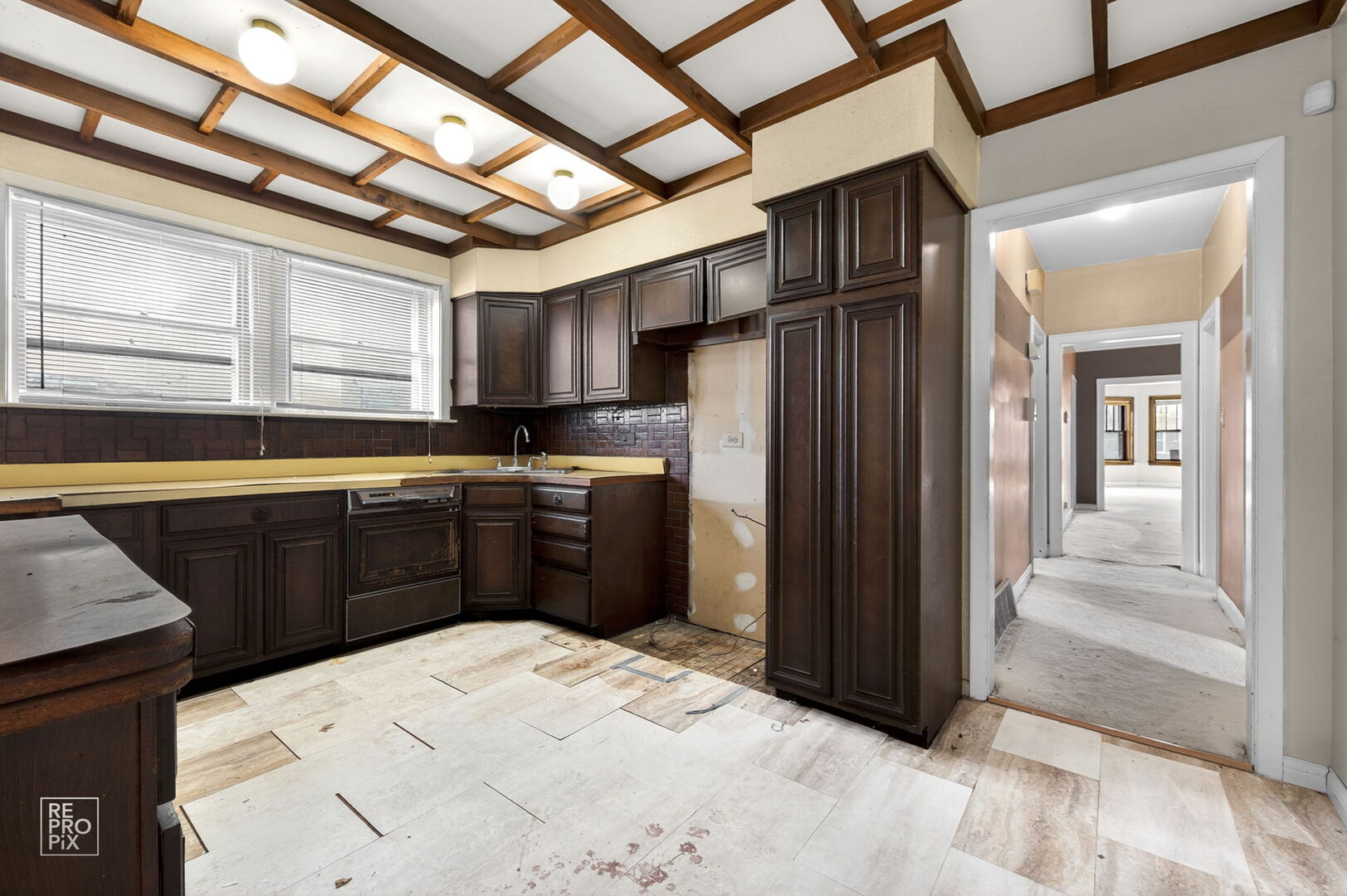 7236 S Michigan Avenue, Chicago, IL 60619