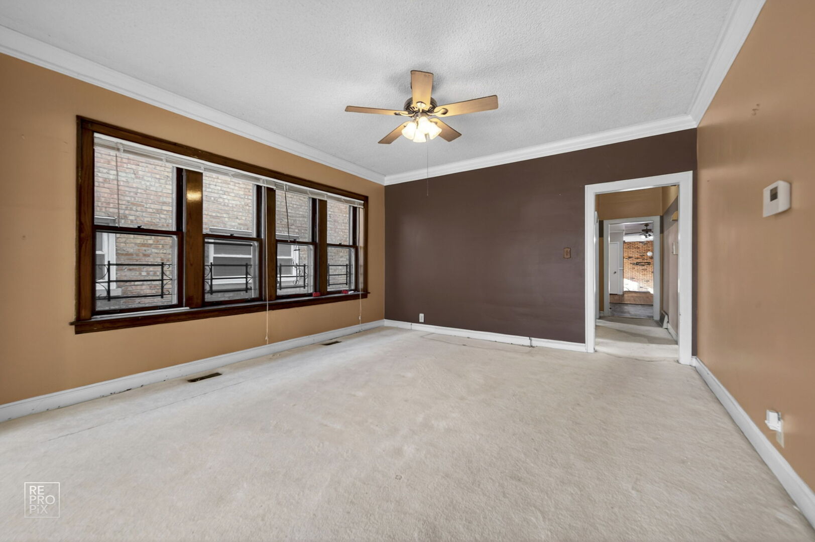 7236 S Michigan Avenue, Chicago, IL 60619