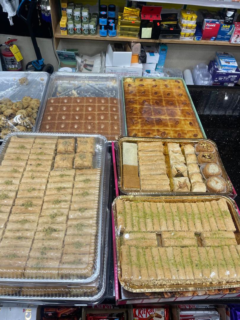 1217 NE S Main Street, Lombard, IL 60148