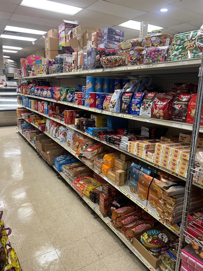 1217 NE S Main Street, Lombard, IL 60148