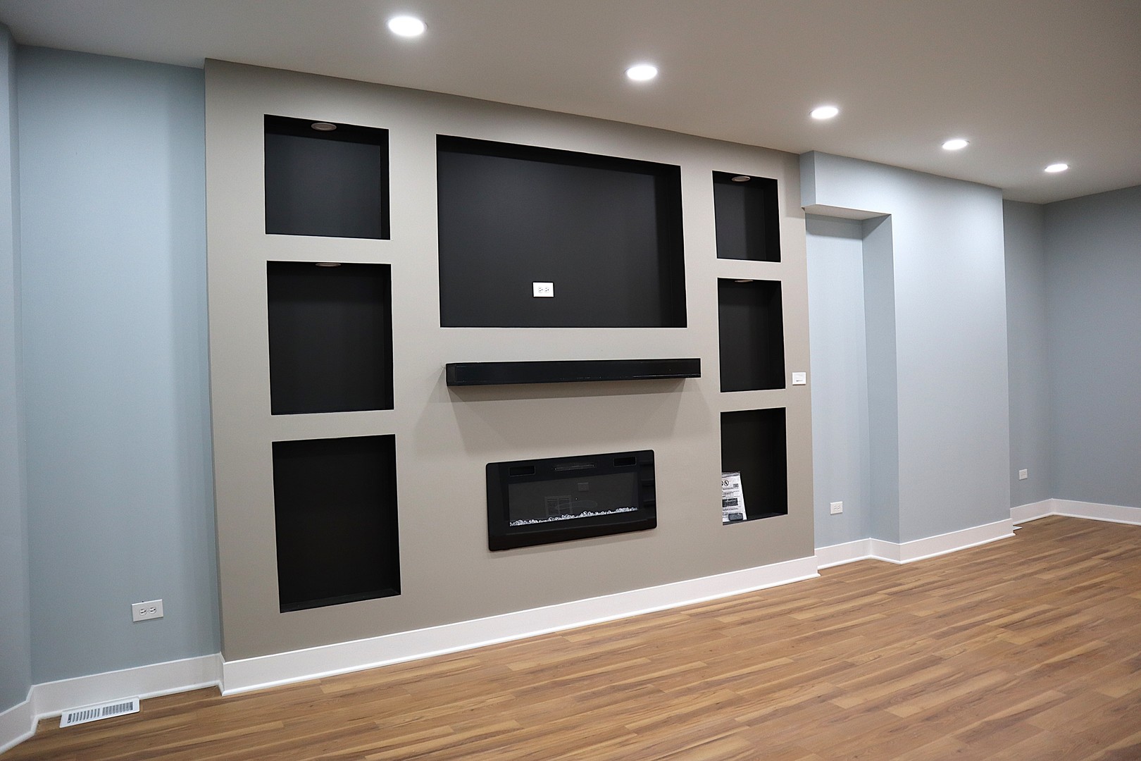 9138 S Essex Avenue, Chicago, IL 60617