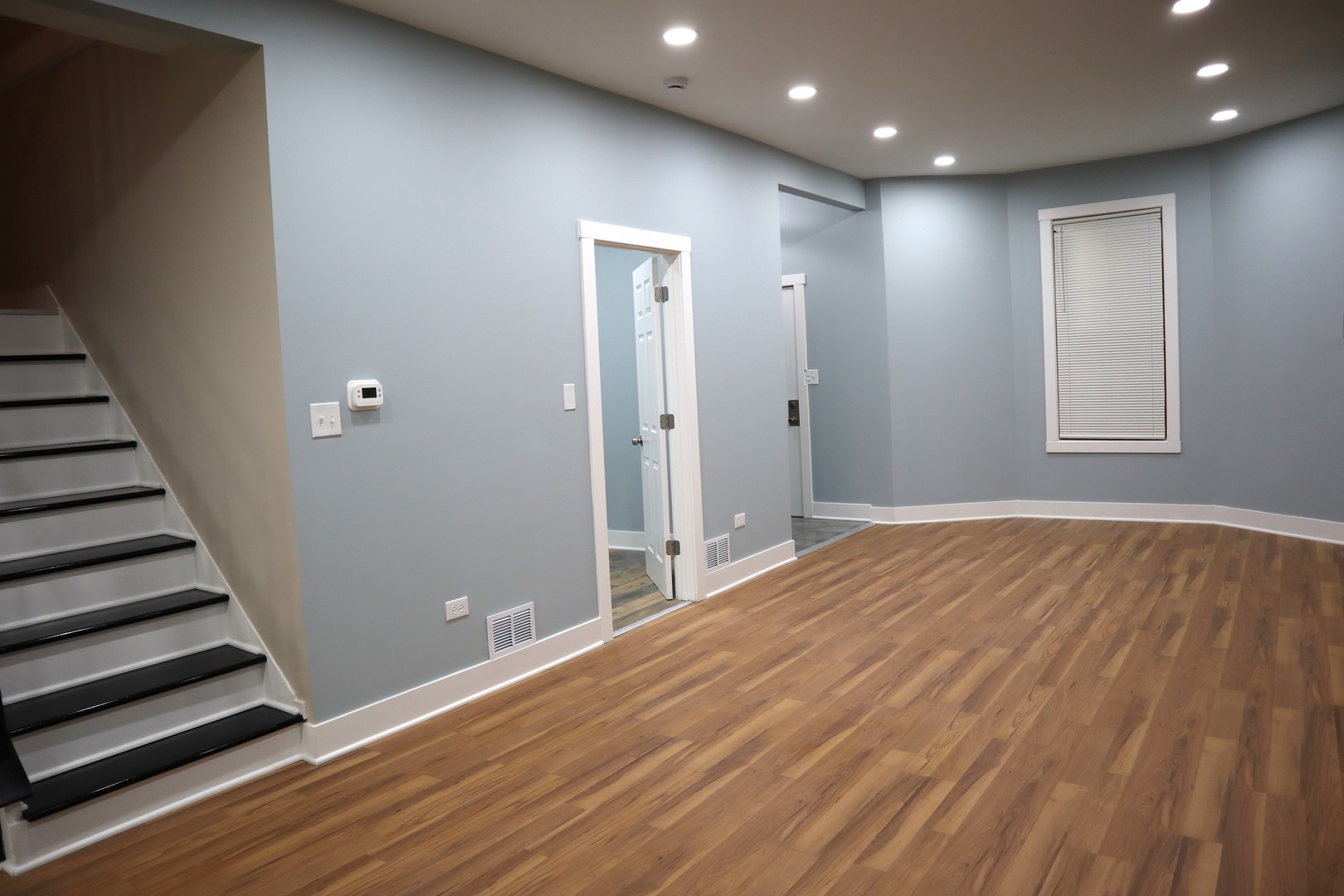 9138 S Essex Avenue, Chicago, IL 60617