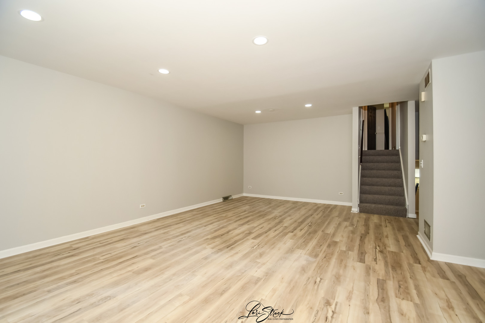 605 S RAVEN Road, Shorewood, IL 60431