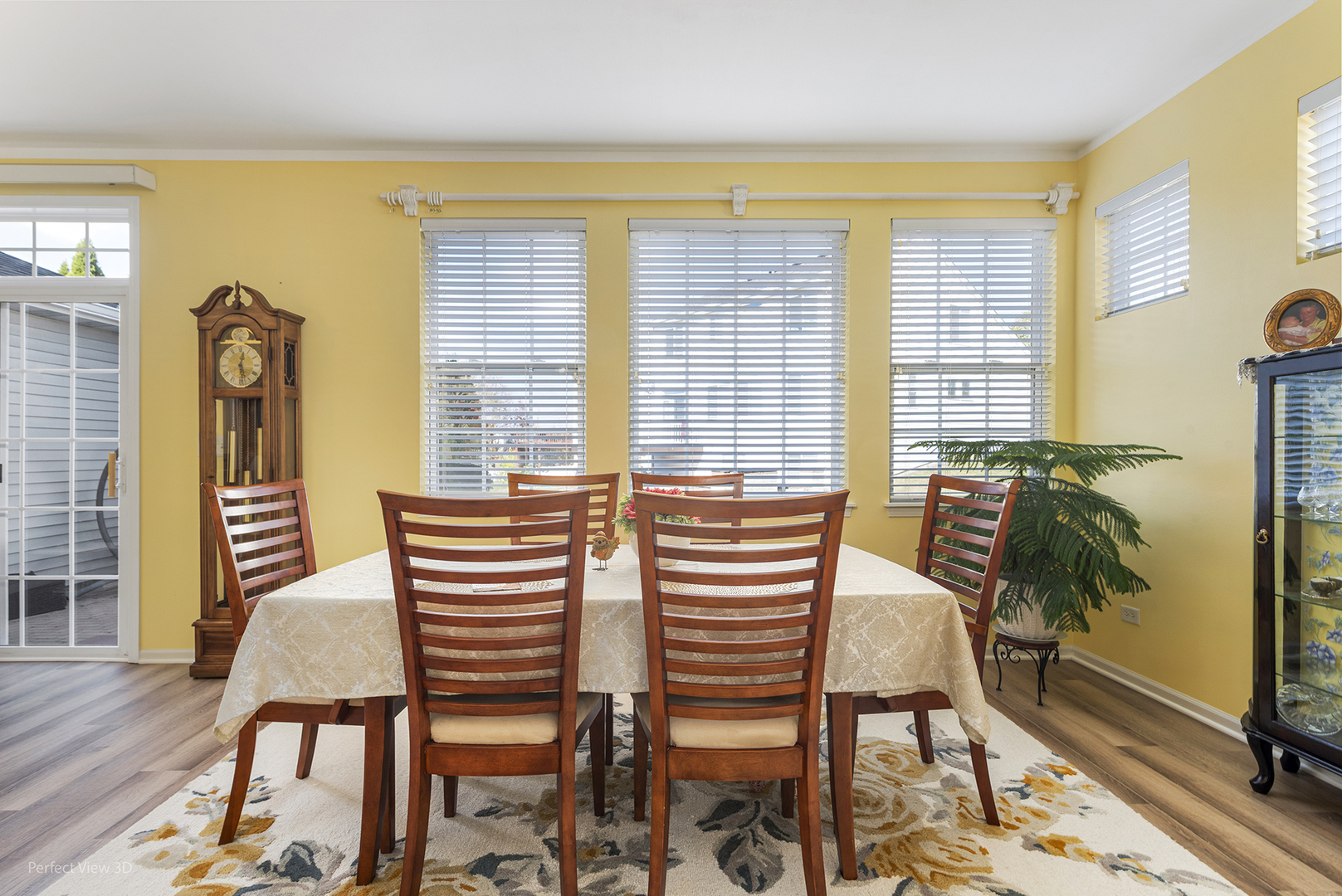 20524 Mcgilvray Drive, Crest Hill, IL 60403