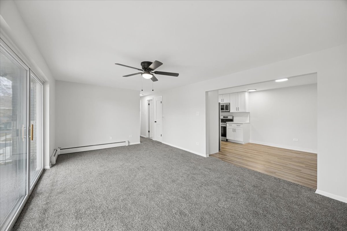 935 S 8th Avenue #5, La Grange, IL 60525