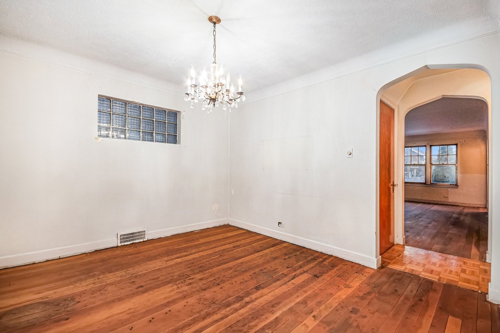 1637 Scoville Avenue, Berwyn, IL 60402