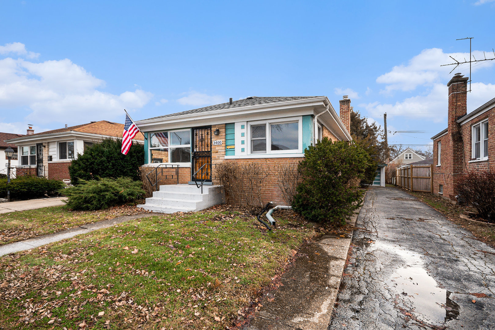 3400 Monroe Street, Bellwood, IL 60104