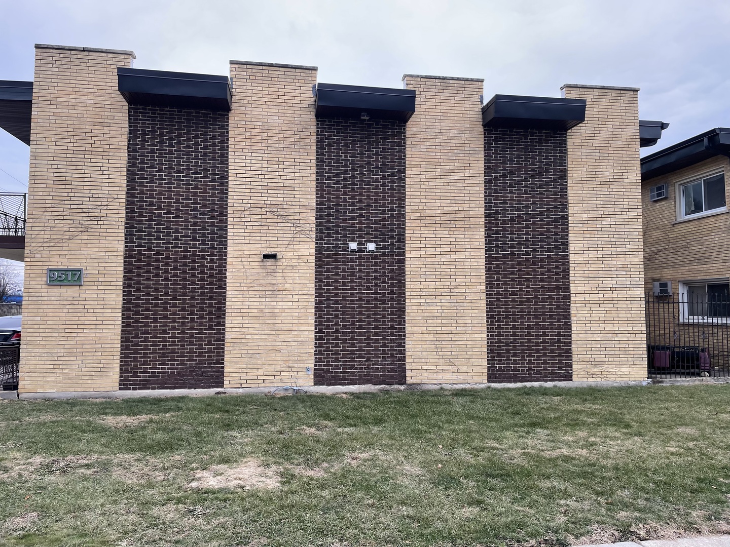 9517 Mansfield Avenue #4, Oak Lawn, IL 60453