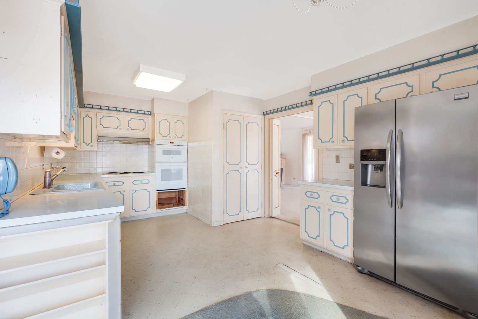 215 E Orchard Street, Arlington Heights, IL 60005