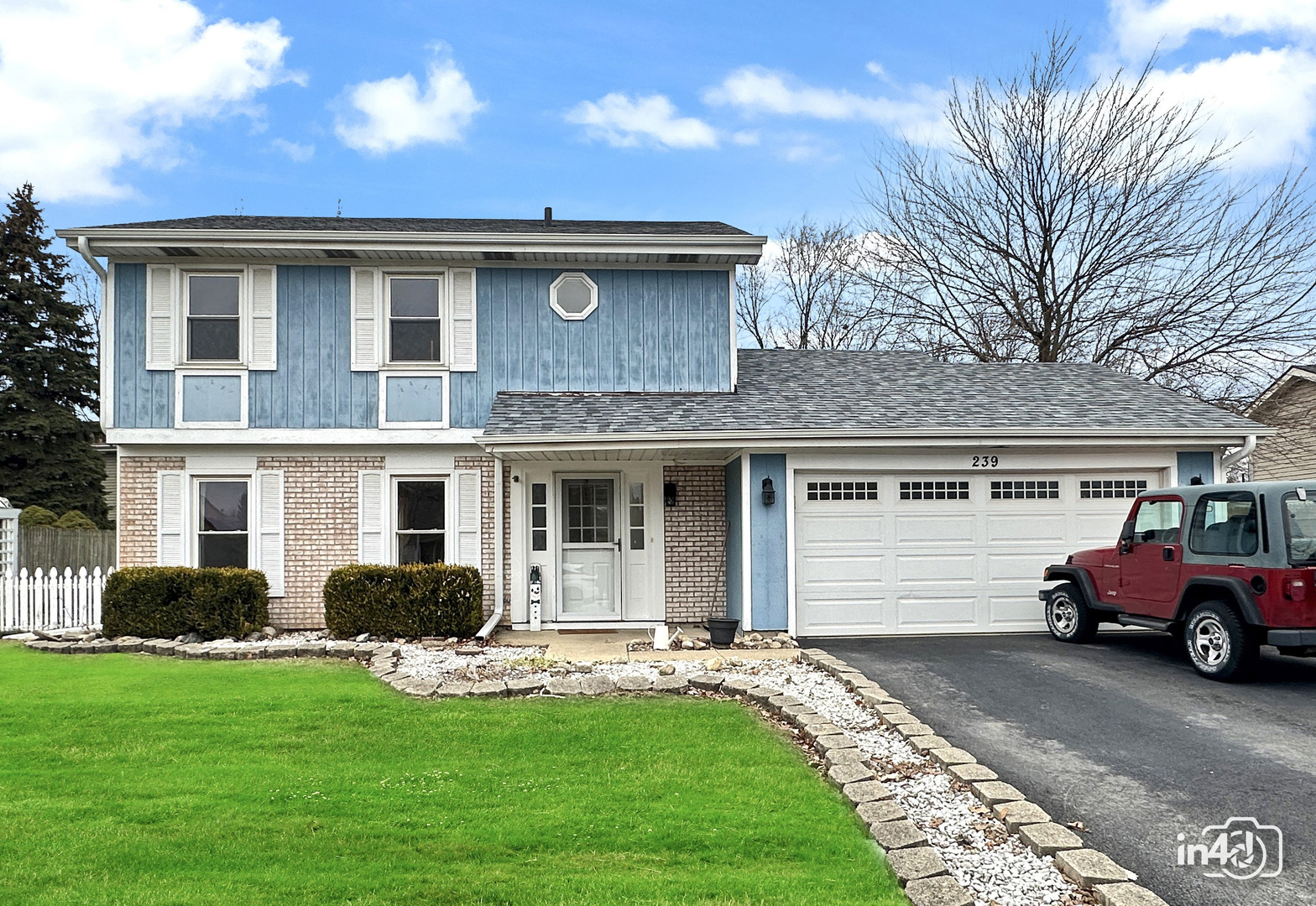 239 CAPITOL Drive, Bolingbrook, IL 60440