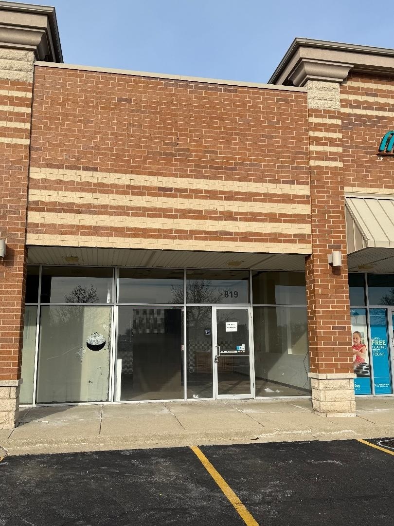 819 N Randall Road, Batavia, IL 60510