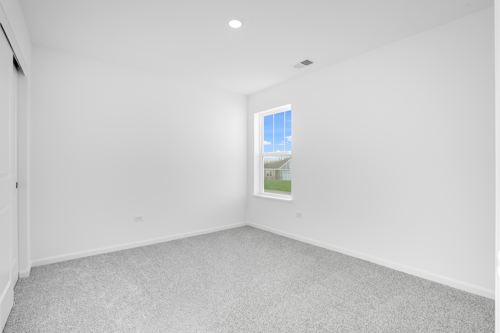 4228 Meadowridge Road, Woodstock, IL 60098